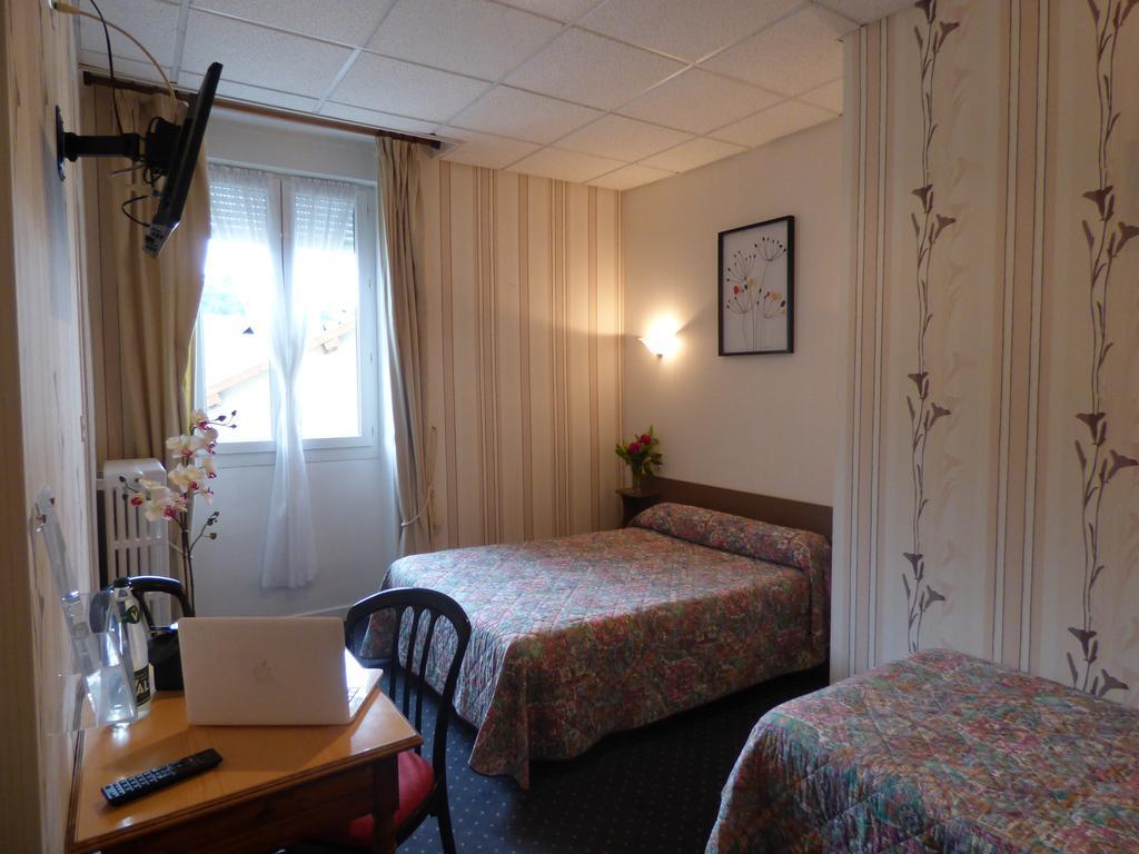 Hotel Saint Jean วาล-เลส์-แบ็งส์ ภายนอก รูปภาพ