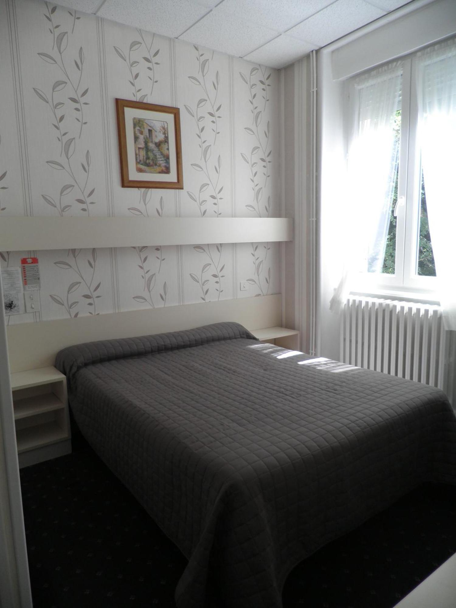 Hotel Saint Jean วาล-เลส์-แบ็งส์ ภายนอก รูปภาพ