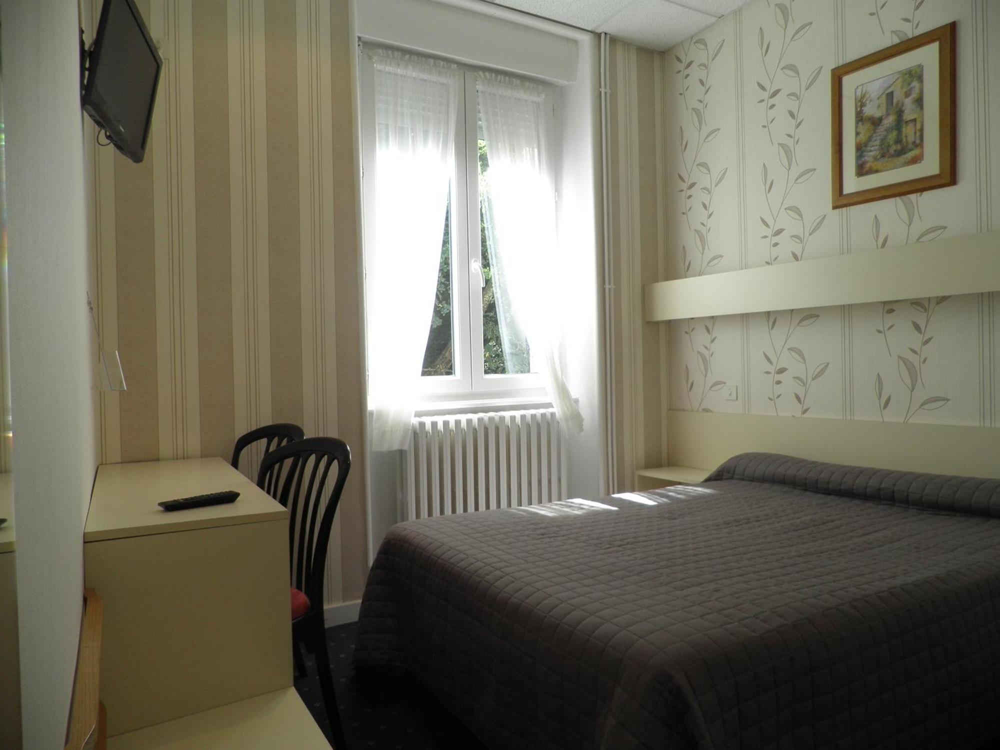 Hotel Saint Jean วาล-เลส์-แบ็งส์ ห้อง รูปภาพ