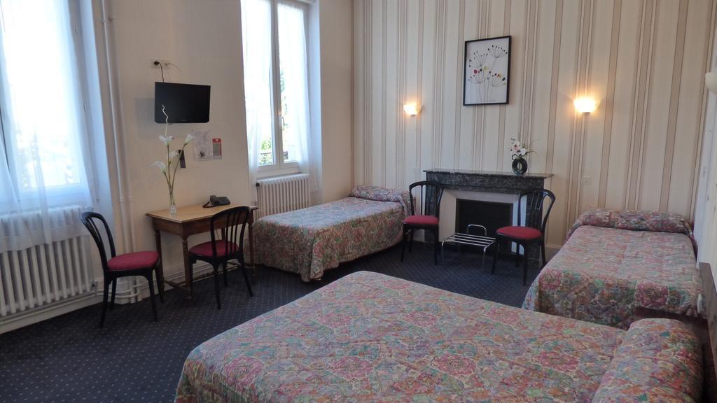Hotel Saint Jean วาล-เลส์-แบ็งส์ ภายนอก รูปภาพ