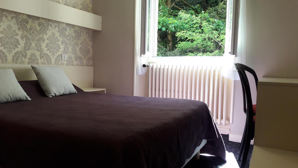 Hotel Saint Jean วาล-เลส์-แบ็งส์ ภายนอก รูปภาพ