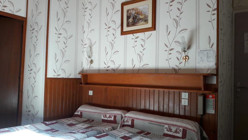 Hotel Saint Jean วาล-เลส์-แบ็งส์ ห้อง รูปภาพ