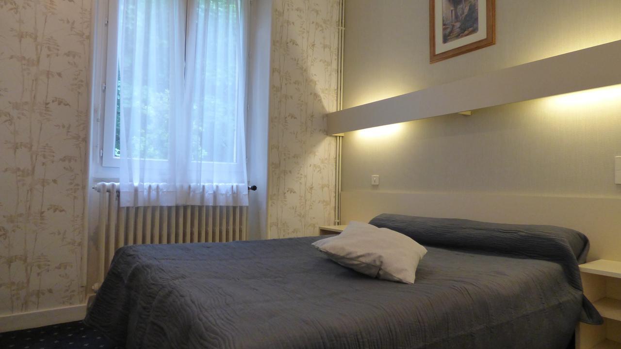 Hotel Saint Jean วาล-เลส์-แบ็งส์ ภายนอก รูปภาพ